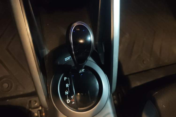 Used Hyundai Veloster 2012 1.6T Automatic Flagship Edition Gear Lever