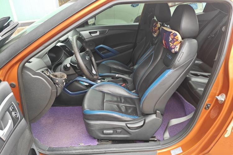 Used Hyundai Veloster 2012 1.6T Automatic Luxury Edition Left Front Seat