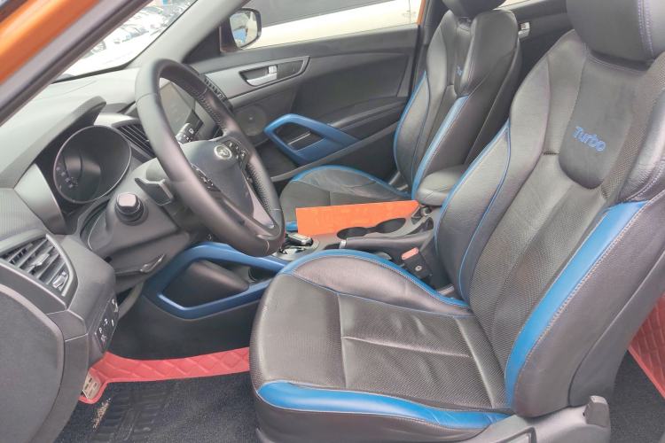 Used Hyundai Veloster 2012 1.6T Automatic Luxury Edition Left Front Seat