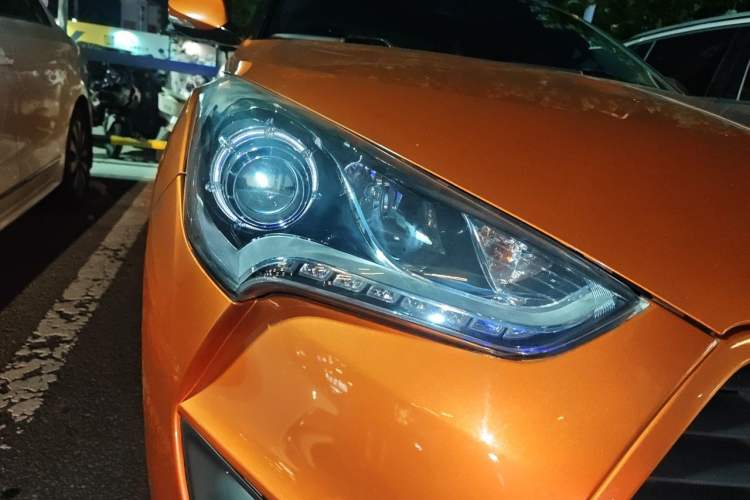 Used Hyundai Veloster 2012 1.6T Automatic Flagship Edition Right Front Headlight
