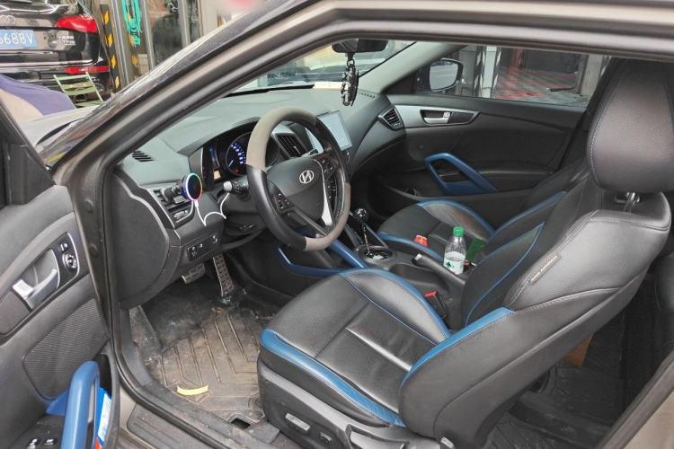 Used Hyundai Veloster 2012 1.6T Automatic Luxury Edition Driver Seat