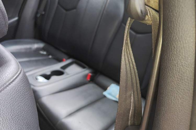 Used Hyundai Veloster 2012 1.6T Automatic Luxury Edition Left Rear Seat