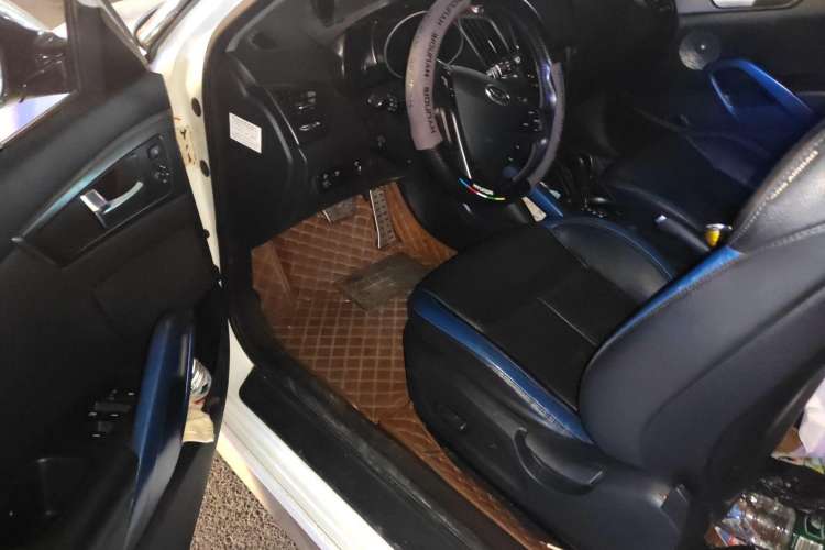 Used Hyundai Veloster 2012 1.6T Automatic Luxury Edition Driver Seat