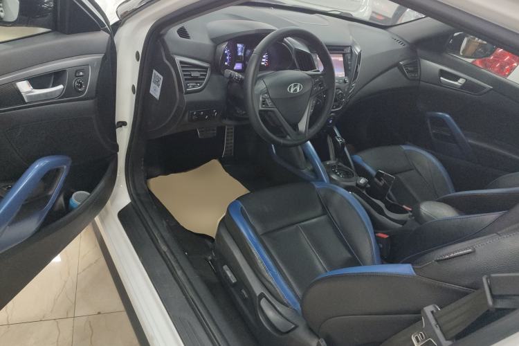 Used Hyundai Veloster 2012 1.6T Automatic Luxury Edition Driver Seat