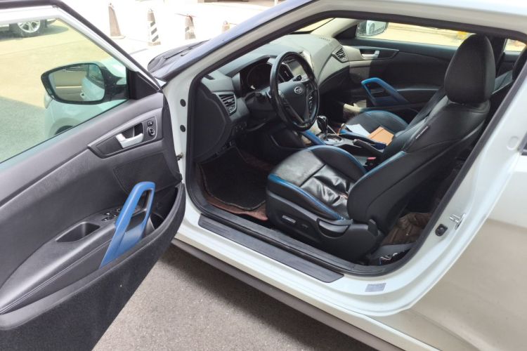 Used Hyundai Veloster 2012 1.6T Automatic Luxury Edition Driver Seat