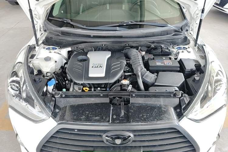 Used Hyundai Veloster 2012 1.6T Automatic Luxury Edition Engine Bay
