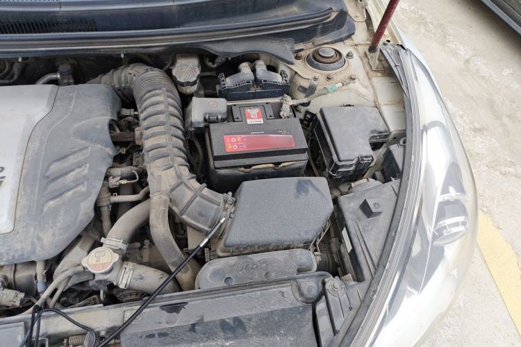 Used Hyundai Veloster 2012 1.6T Automatic Luxury Edition Engine Bay Left