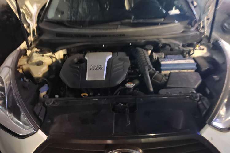 Used Hyundai Veloster 2012 1.6T Automatic Luxury Edition Engine Bay