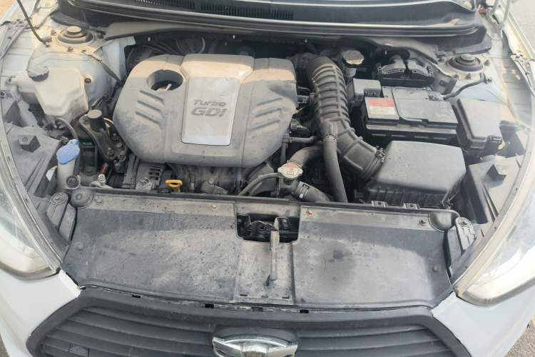 Used Hyundai Veloster 2012 1.6T Automatic Luxury Edition Engine Bay
