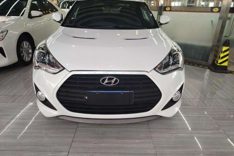 Used Hyundai Veloster 2012 1.6T Automatic Luxury Edition Exterior 2