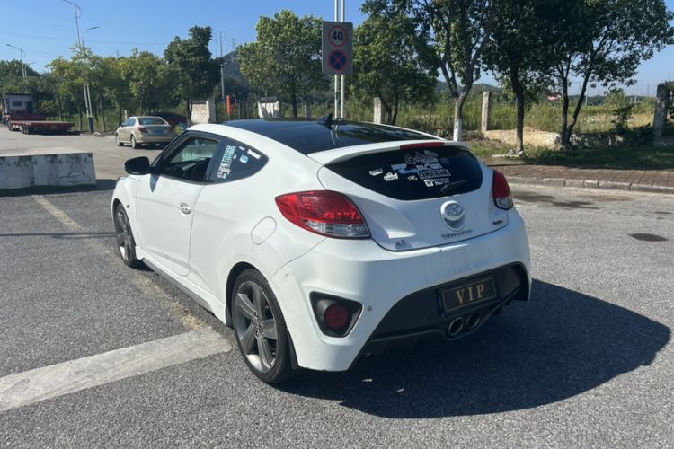 Used Hyundai Veloster 2012 1.6T Automatic Luxury Edition Exterior 4