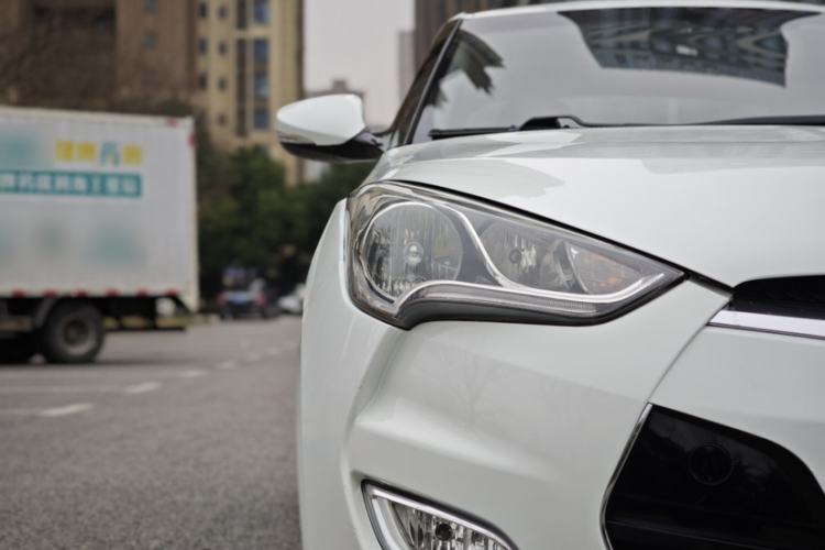 Used Hyundai Veloster 2012 1.6L Automatic Luxury Edition Exterior 8