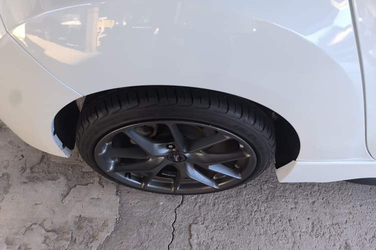 Used Hyundai Veloster 2012 1.6T Automatic Luxury Edition Exterior 8