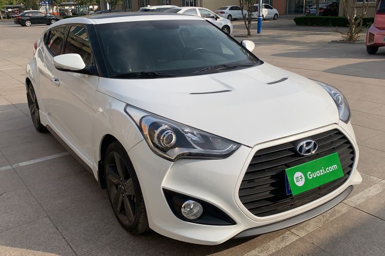 Used Hyundai Veloster 2012 1.6T Automatic Luxury Edition Front Right 45 Deg