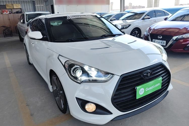 Used Hyundai Veloster 2012 1.6T Automatic Luxury Edition Front Right 45 Deg