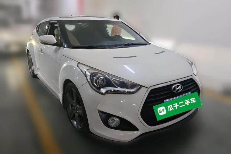Used Hyundai Veloster 2012 1.6T Automatic Luxury Edition Front Right 45 Deg