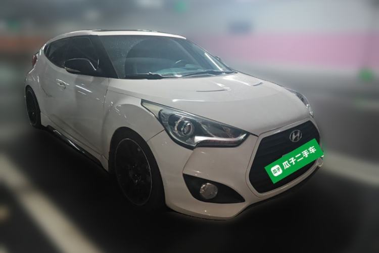 Used Hyundai Veloster 2012 1.6T Automatic Luxury Edition Front Right 45 Deg