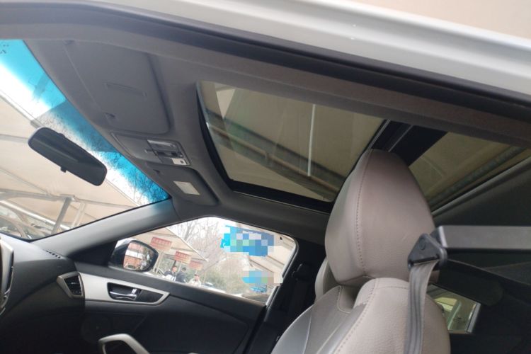 Used Hyundai Veloster 2012 1.6L Automatic Luxury Edition Headliner