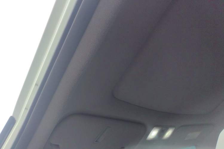 Used Hyundai Veloster 2012 1.6T Automatic Luxury Edition Headliner