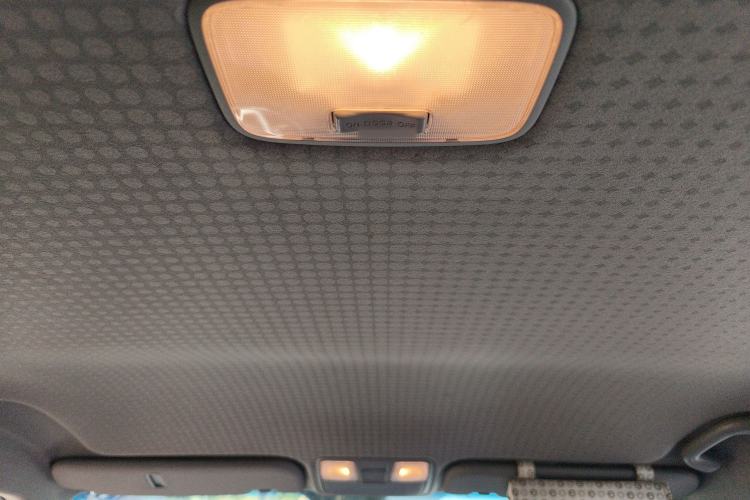 Used Hyundai Veloster 2012 1.6T Automatic Luxury Edition Headliner