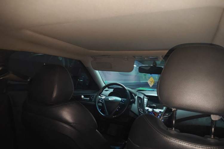 Used Hyundai Veloster 2012 1.6T Automatic Luxury Edition Headliner