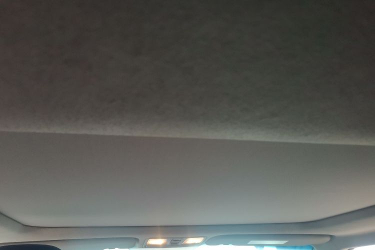 Used Hyundai Veloster 2012 1.6T Automatic Luxury Edition Headliner