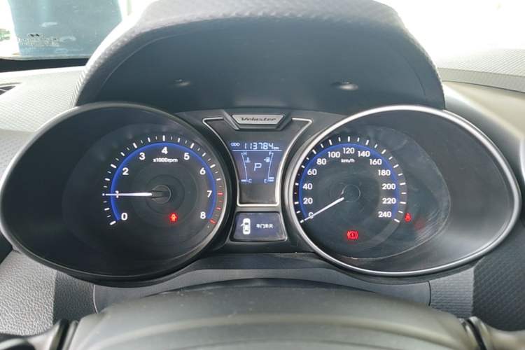 Used Hyundai Veloster 2012 1.6T Automatic Luxury Edition Instrument Cluster