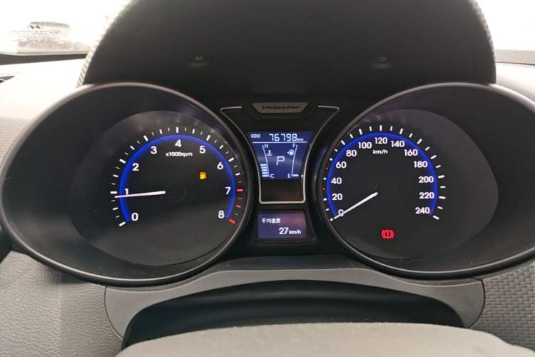 Used Hyundai Veloster 2012 1.6T Automatic Luxury Edition Instrument Cluster