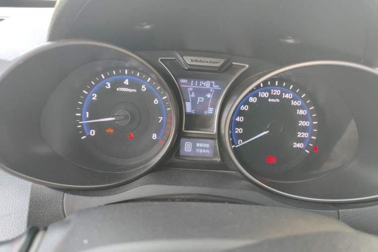 Used Hyundai Veloster 2012 1.6T Automatic Luxury Edition Instrument Cluster