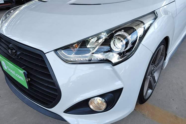 Used Hyundai Veloster 2012 1.6T Automatic Luxury Edition Left Front Headlight