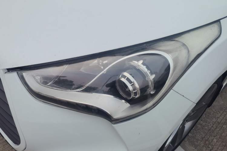 Used Hyundai Veloster 2012 1.6T Automatic Luxury Edition Left Front Headlight