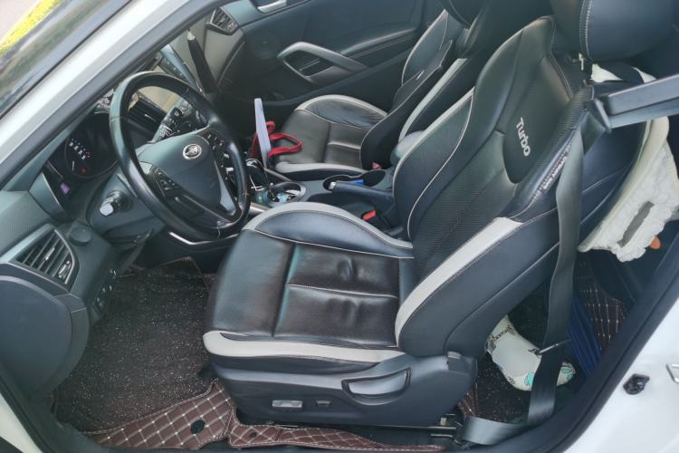 Used Hyundai Veloster 2012 1.6T Automatic Luxury Edition Left Front Seat