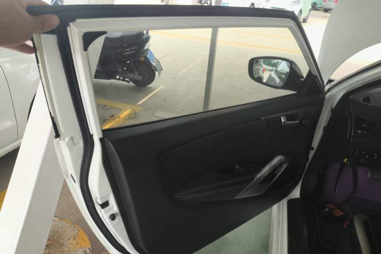 Used Hyundai Veloster 2012 1.6T Automatic Luxury Edition Left Rear Door Interior