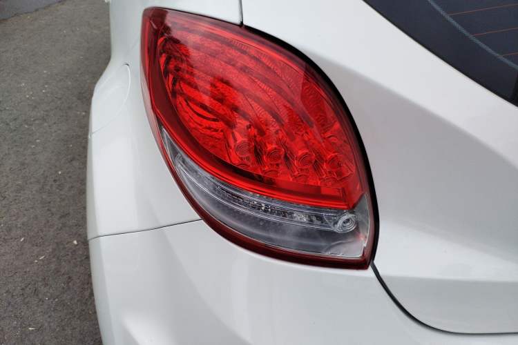 Used Hyundai Veloster 2012 1.6T Automatic Luxury Edition Left Rear Taillight