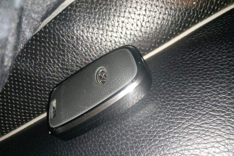 Used Hyundai Veloster 2012 1.6T Automatic Luxury Edition Vehicle Key