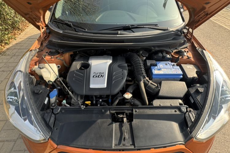 Used Hyundai Veloster 2012 1.6T Automatic Flagship Edition Engine Bay