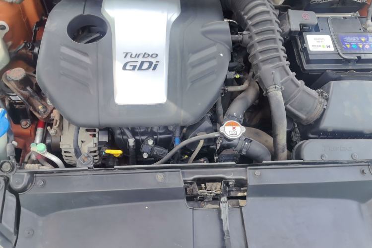 Used Hyundai Veloster 2012 1.6T Automatic Luxury Edition Engine Bay