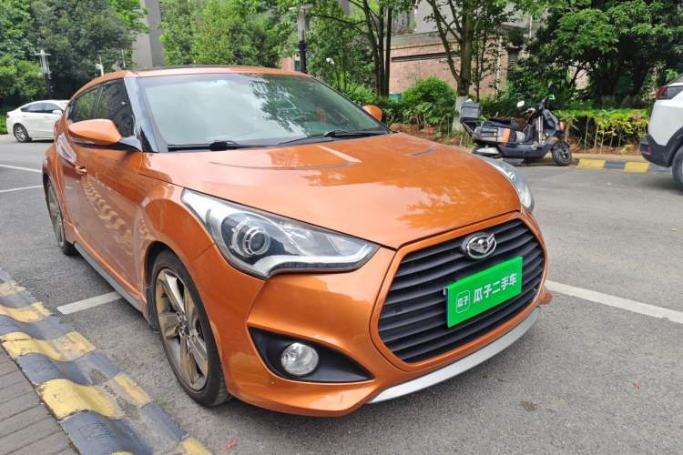 Used Hyundai Veloster 2012 1.6T Automatic Luxury Edition Front Right 45 Deg