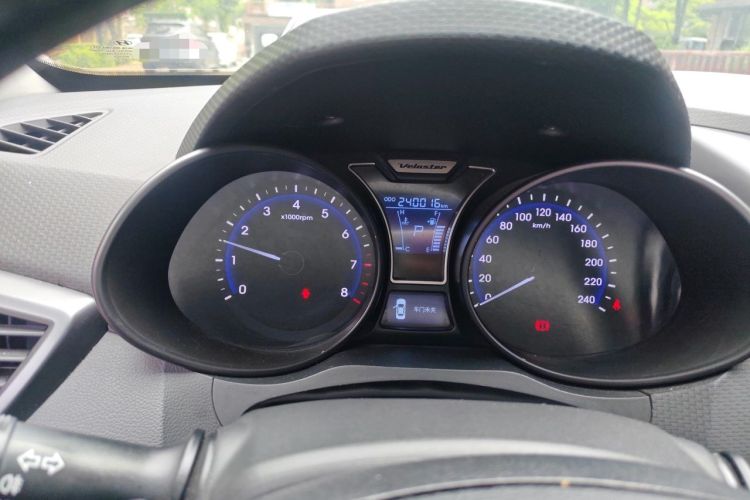 Used Hyundai Veloster 2012 1.6T Automatic Luxury Edition Instrument Cluster