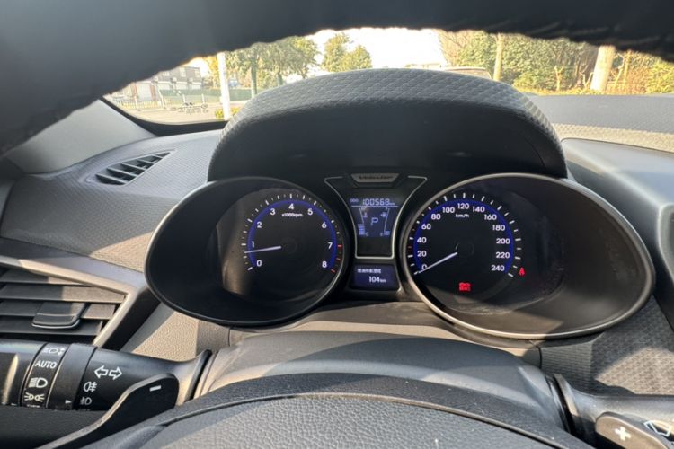 Used Hyundai Veloster 2012 1.6T Automatic Flagship Edition Instrument Cluster