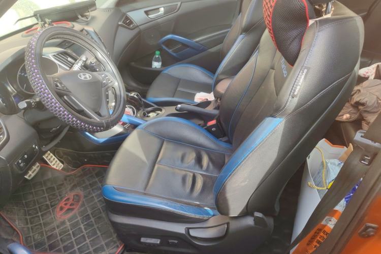 Used Hyundai Veloster 2012 1.6T Automatic Luxury Edition Left Front Seat