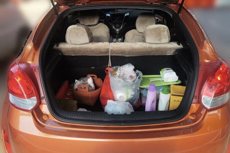 Used Hyundai Veloster 2012 1.6L Automatic Luxury Edition Trunk
