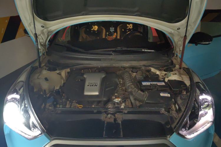Used Hyundai Veloster 2015 1.6T Automatic Luxury Edition Engine Bay