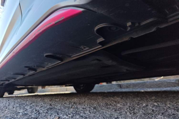 Used Hyundai Veloster 2015 1.6T Automatic Prestige Edition Chassis Rear Left