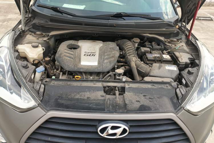 Used Hyundai Veloster 2015 1.6T Automatic Luxury Edition Engine Bay