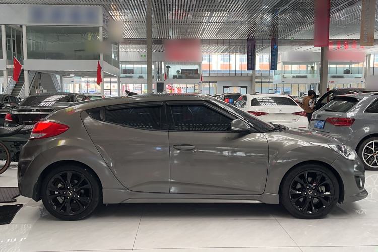 Used Hyundai Veloster 2015 1.6T Automatic Luxury Edition Exterior 1