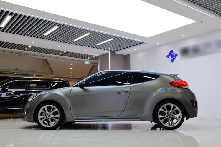 Used Hyundai Veloster 2015 1.6T Automatic Luxury Edition Exterior 2