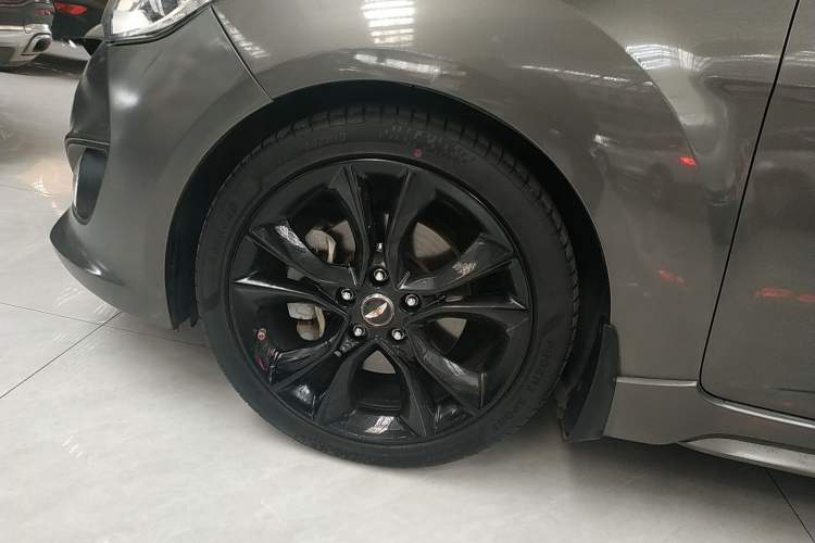 Used Hyundai Veloster 2015 1.6T Automatic Luxury Edition Exterior 3