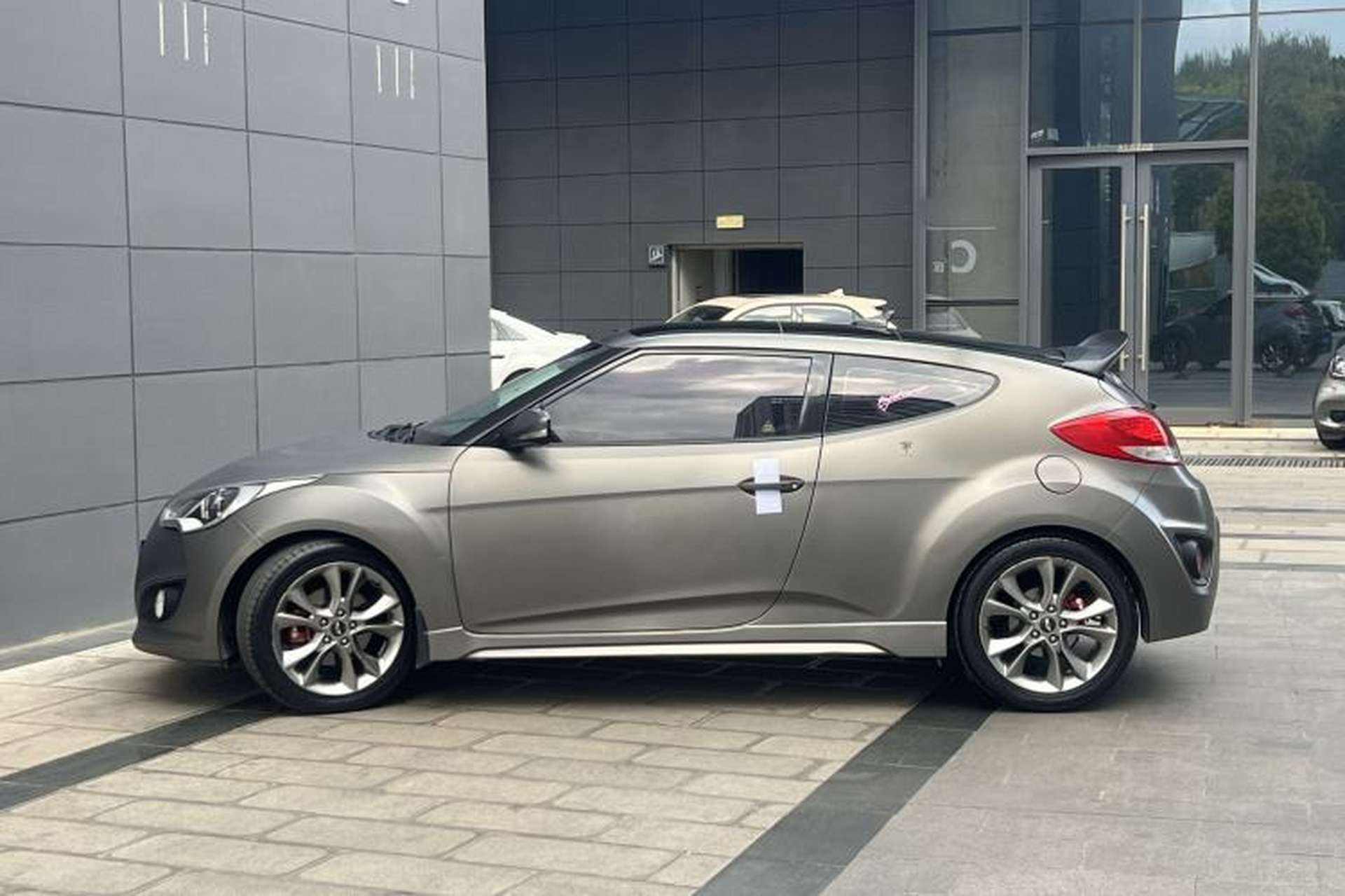 Used Hyundai Veloster 2015 1.6T Automatic Luxury Edition Exterior 4