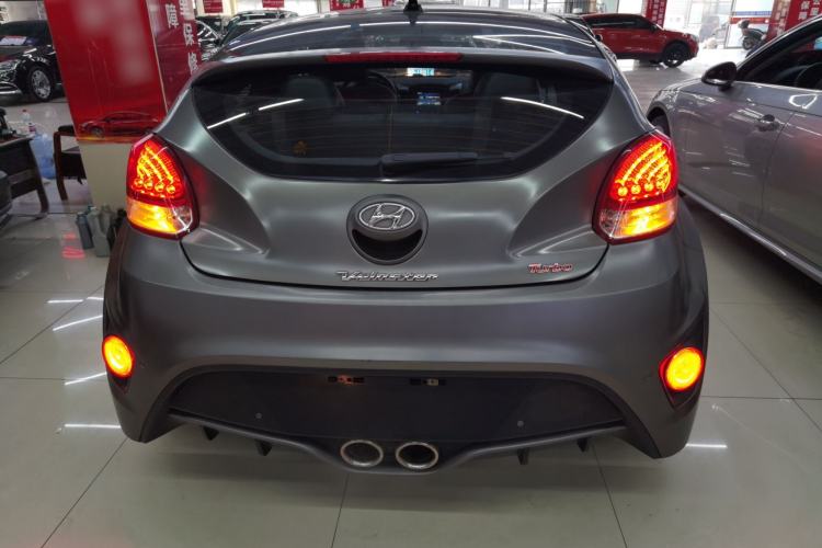 Used Hyundai Veloster 2015 1.6T Automatic Luxury Edition Exterior 4